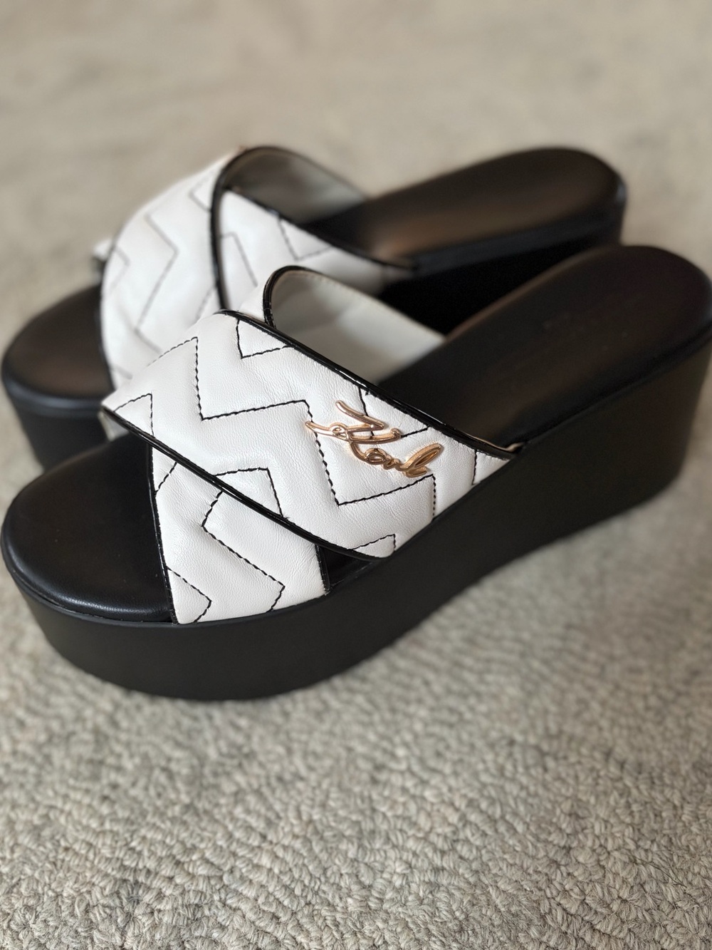 Karl Lagerfeld Paris Platform Wedge Slide Sandals Black White Size 7.5